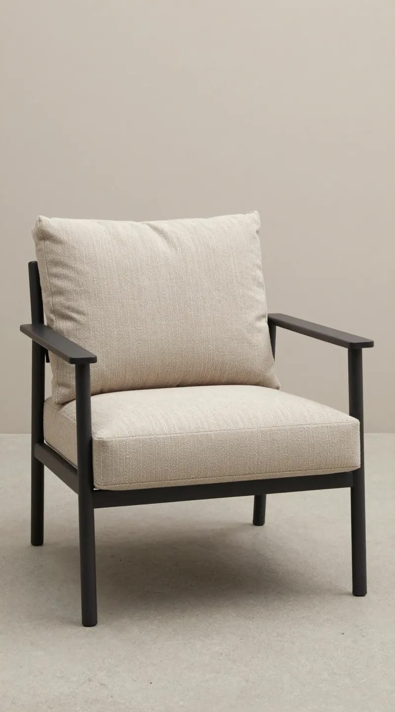 XL outdoor armchair with water-repellent fabric, cozy throw